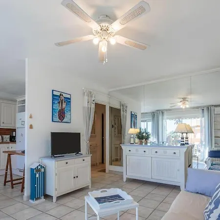 Апартаменты Appt Vue 5 Min Centre Et Сен-Рафаэль