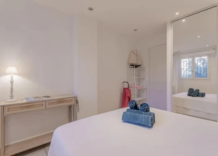 Appt Vue 5 Min Centre Et * Сен-Рафаель